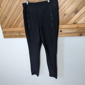 Athleta Black Zippered Pocket Leggings